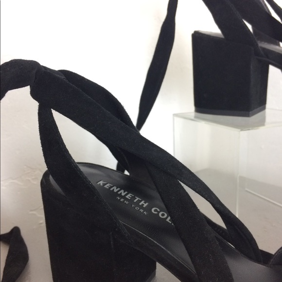 KENNETH COLE black suede lace up heels size 8 - Picture 4 of 5